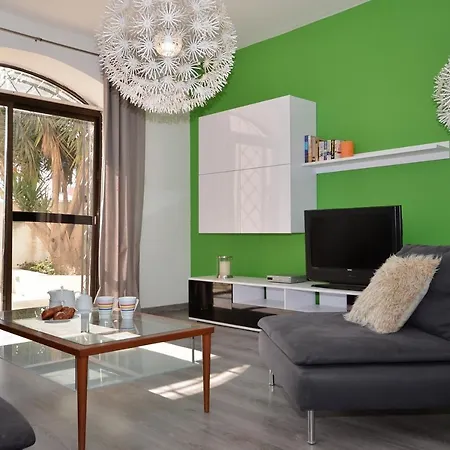 City Living Tk 1 Rm 4 * San Julián